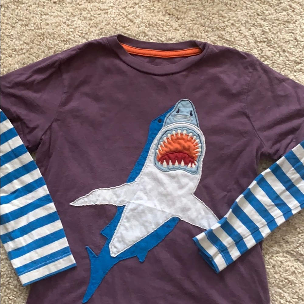 Mini Boden shark shirt